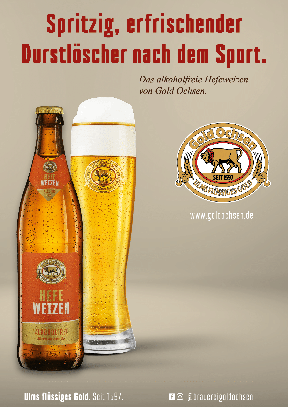 A bottle and a tall glass of Gold Ochsen Hefeweizen beer are shown with German text promoting it as a refreshing, non-alcoholic drink after sports. Beschreibung von KI generiert